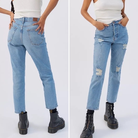 Urban Outfitters BDG High Rise Slim Straight Distressed Jeans - Picture 2 of 11